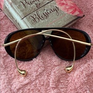 Elegant Black and Gold Statement Pilot Women's Sunglasses | Designer Inspired